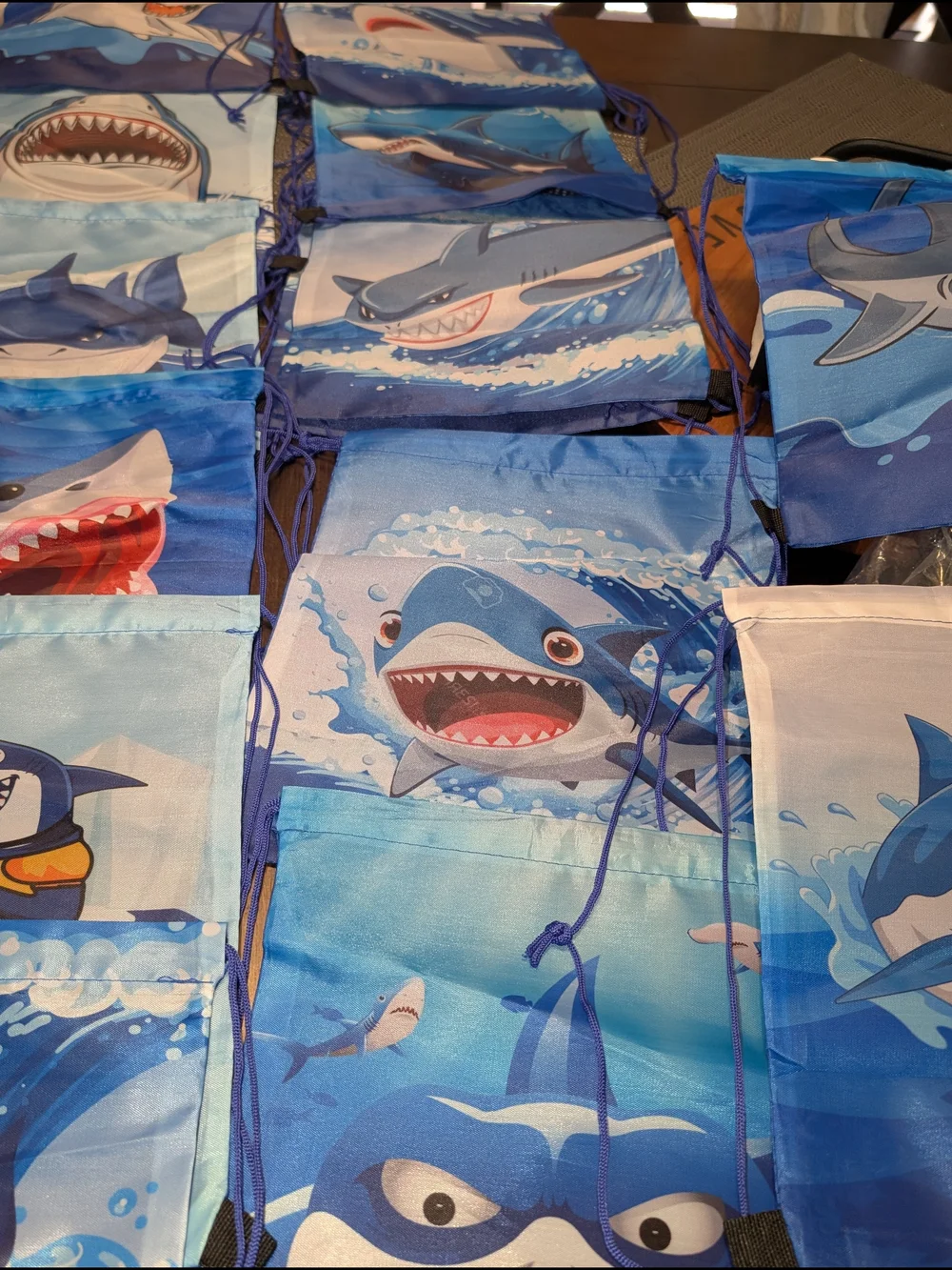 N/A shark drawstring